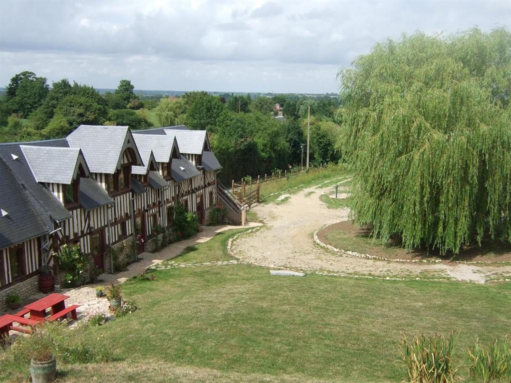 Les Chambres De Pontfol - Chambres D'Hotes - Guest House Victot-Pontfol Exterior foto